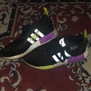 Adidas NMD R1 ‘Shock Purple’